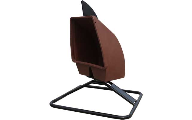 Upright Mineral Feeder